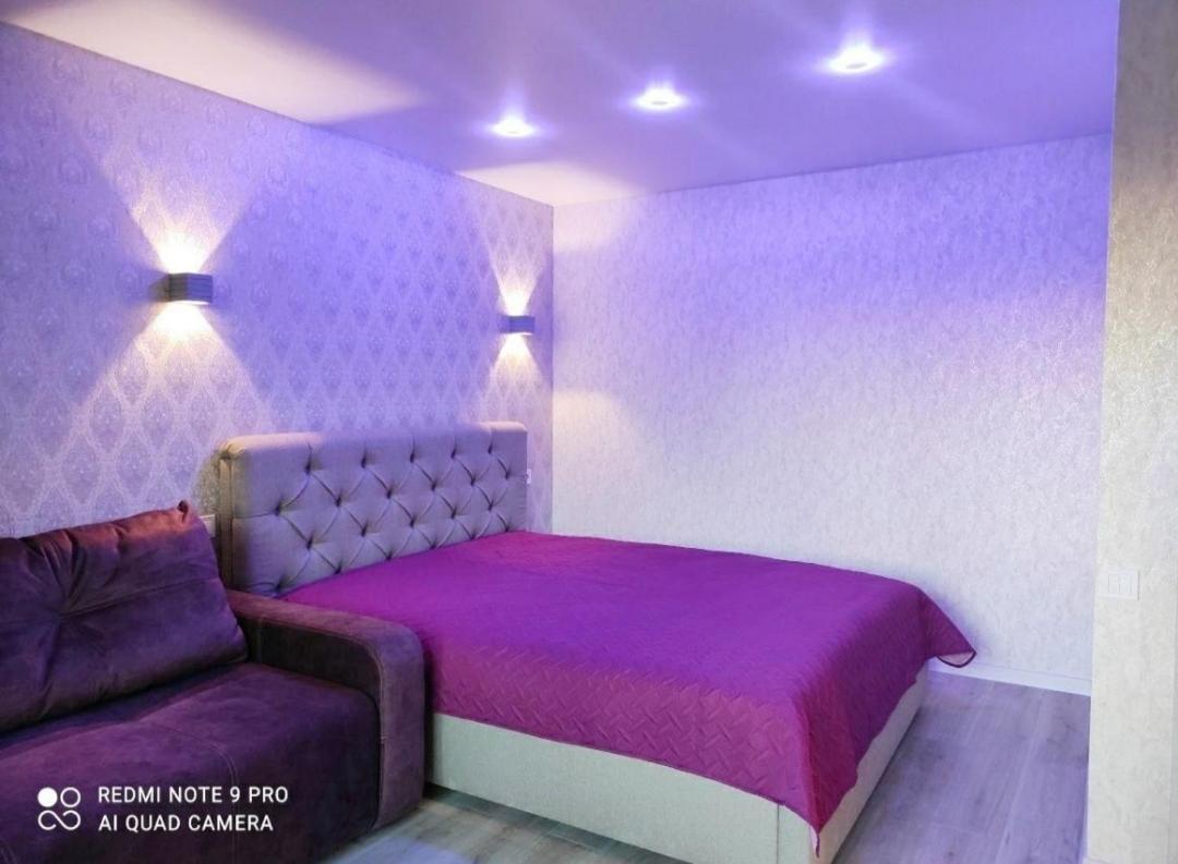 Стильная Vip Квартира В Центре Shostka Exteriör bild